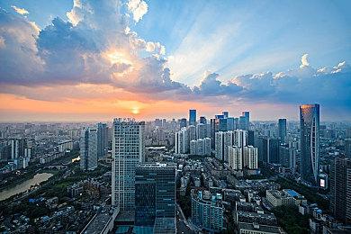 《第一狂战士：卡赞》概览视频 介绍背景＆角色＆设定